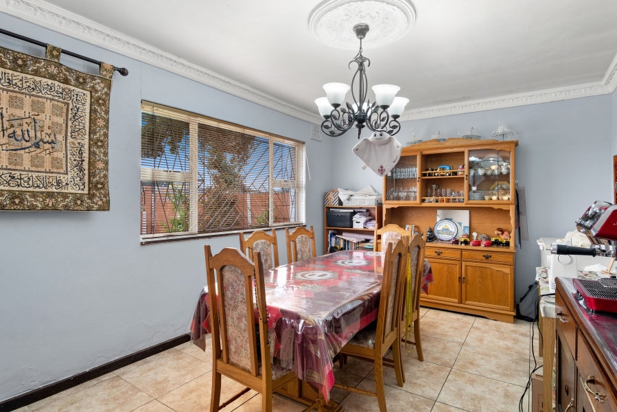 3 Bedroom Property for Sale in Pinati Western Cape